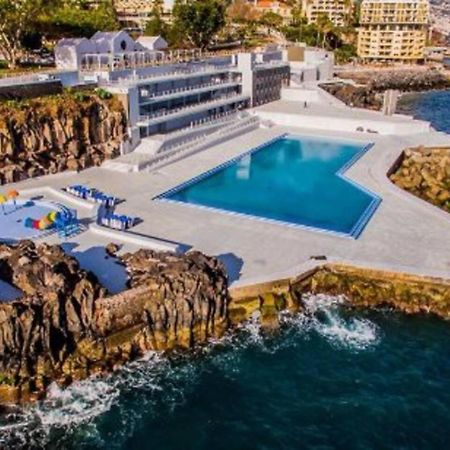 Comfortable 2-Bedroom Apartment For Relaxing Stays Funchal  Ngoại thất bức ảnh