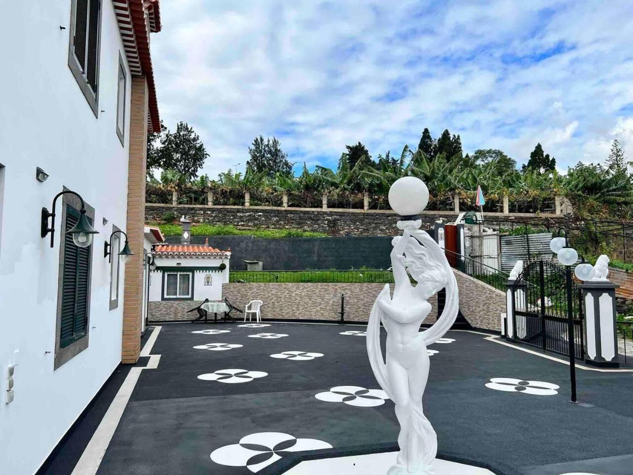 Comfortable 2-Bedroom Apartment For Relaxing Stays Funchal  Ngoại thất bức ảnh